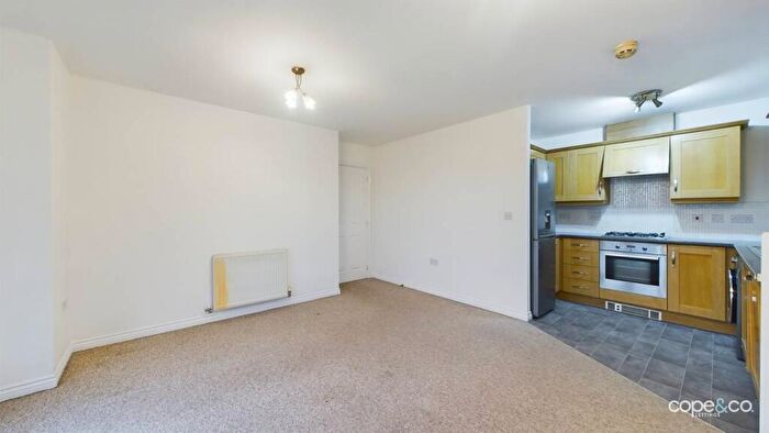 2 Bedroom Flat To Rent In Foss Road, Hilton, Derby, Derbyshire, DE65