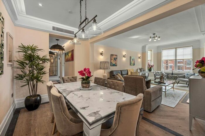 2 Bedroom Apartment To Rent In Grove End Road, Grove Court, NW8