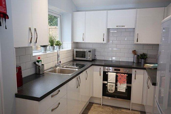6 Bedroom Semi-Detached House To Rent In Room With En-suite Inclusive Of Bills, OX11
