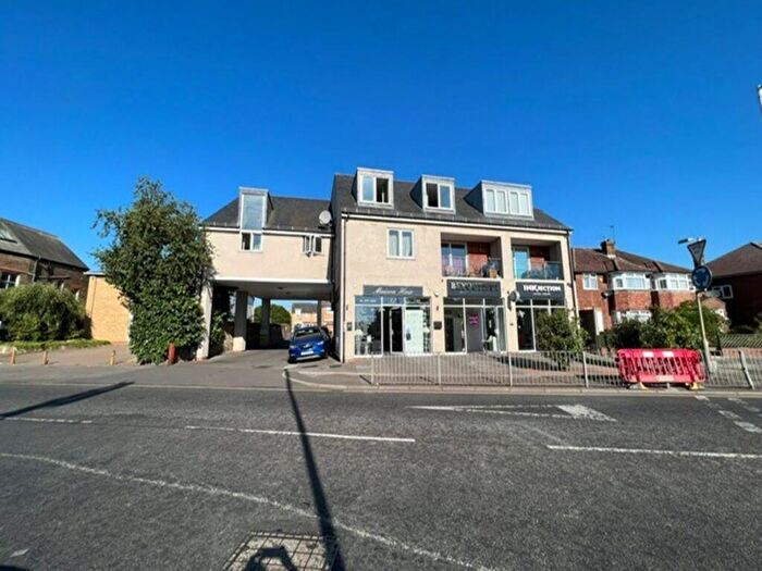 2 Bedroom Apartment To Rent In Woolpack Court, Cheshunt, EN8