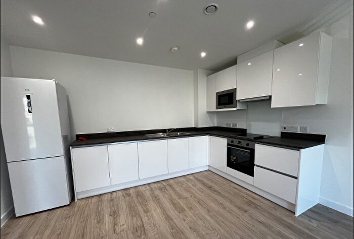 2 Bedroom Property To Rent In Griffiths Close, Birmingham, B12