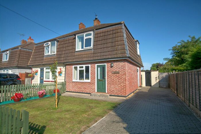 2 Bedroom Semi-Detached House For Sale In Kings Close, Worminghall, HP18