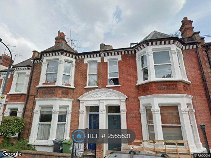 1 Bedroom Flat To Rent In Pennard Road, Shepherds Bush, W12