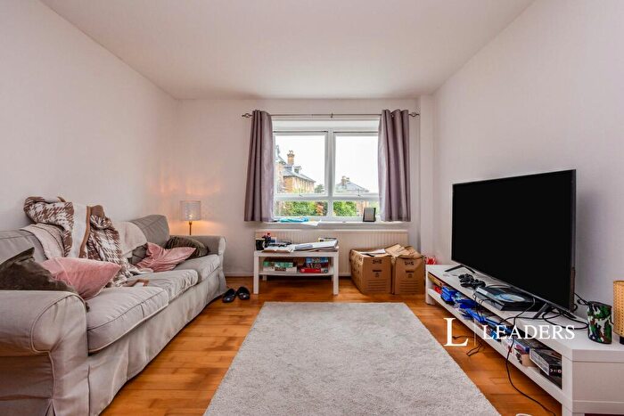 1 Bedroom Apartment To Rent In Harvey Road, GU1
