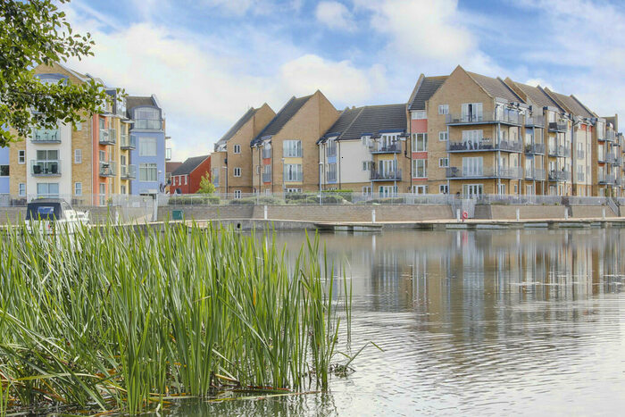 2 Bedroom Apartment To Rent In Flawn Way, Eynesbury, PE19