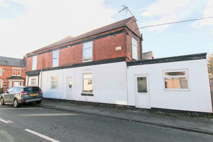 Flat To Rent In Bourne Street, Netherfield, Nottingham, NG4