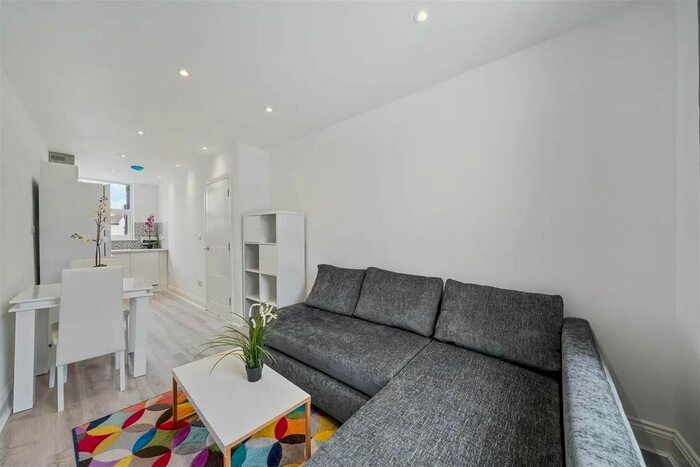 1 Bedroom Flat To Rent In East End Road, East Finchley, N2