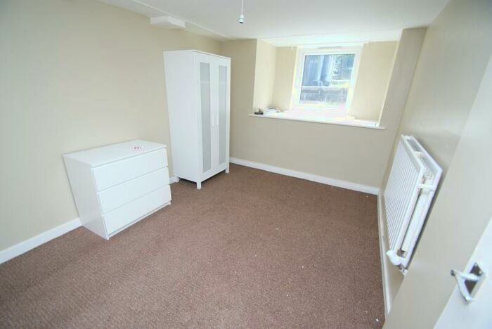 5 Bedroom Terraced House To Rent In Langdale Terrace, Headingley, Leeds, LS6