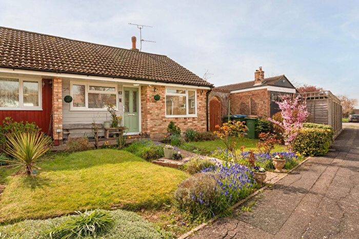 2 Bedroom Semi-Detached Bungalow For Sale In Downsview, Small Dole, Henfield, BN5