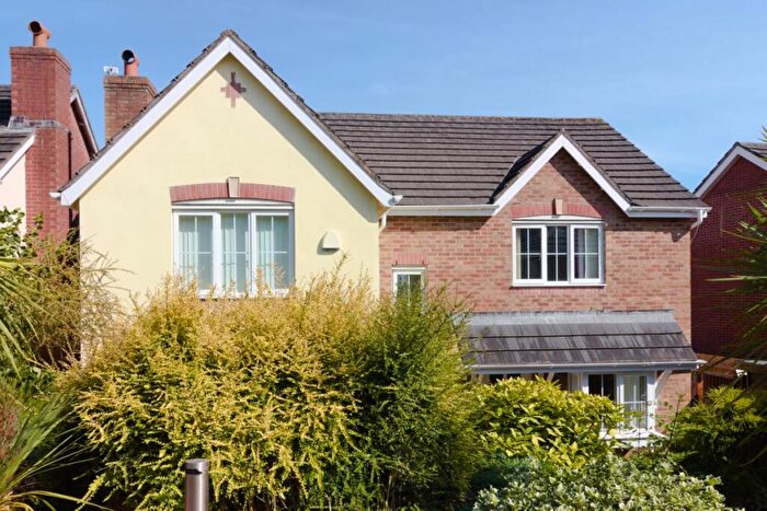 4 Bedroom Detached House For Sale In Cwrt Aethen, Pencoedtre, CF63