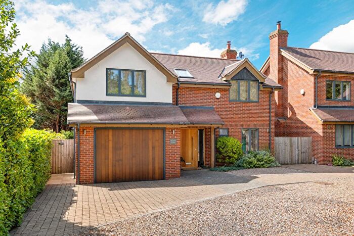 4 Bedroom Detached House For Sale In Rectory Lane, Stevenage, Hertfordshire, SG1
