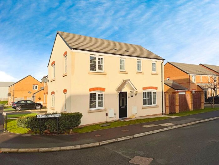 3 Bedroom Detached House For Sale In Grayling Avenue, Ellesmere Port, CH66