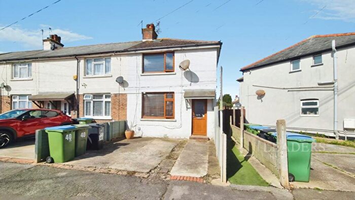 3 Bedroom Semi-Detached House For Sale In Hampshire Avenue, Bognor Regis, West Sussex, PO21