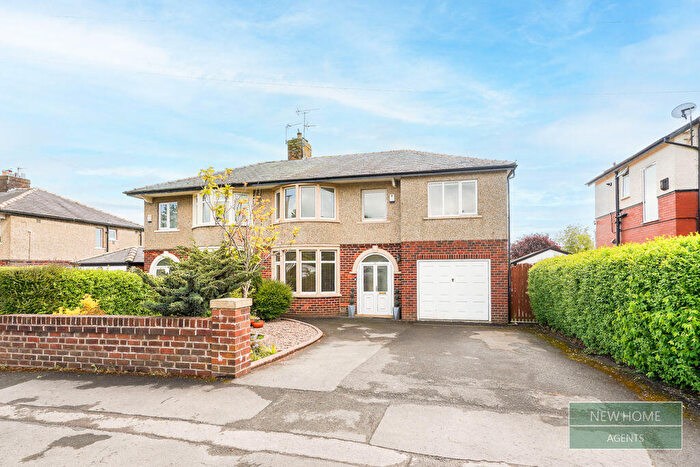 5 Bedroom Semi-Detached House For Sale In Pleckgate Road, Blackburn, BB1