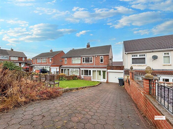 3 Bedroom Semi Detached House For Sale In Lyndhurst Road, Stanley, County Durham, DH9