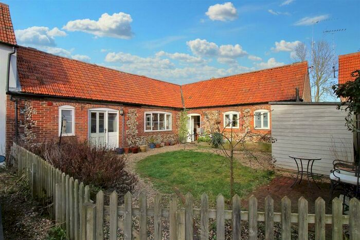 3 Bedroom Cottage For Sale In West Raynham, NR21
