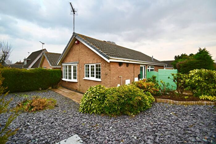 2 Bedroom Detached Bungalow To Rent In Swannington Close, Doncaster, DN4