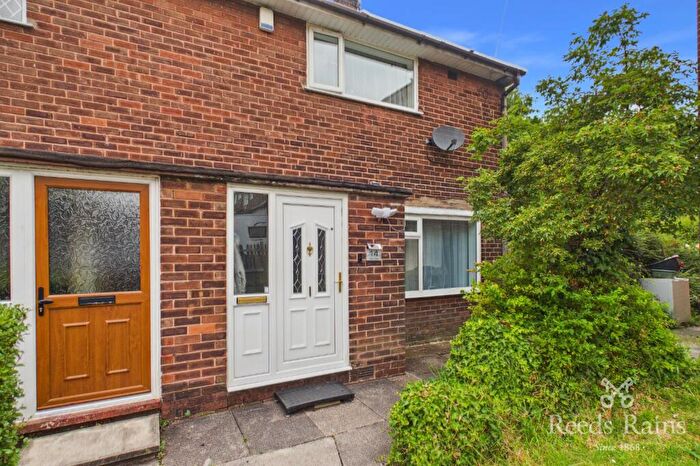 2 Bedroom End Of Terrace House To Rent In Farm Lane, Hyde, Greater Manchester, SK14