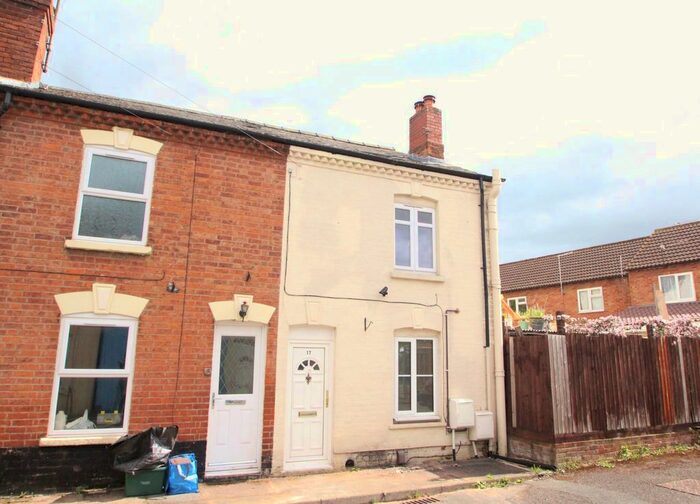 1 Bedroom Flat To Rent In Percy Street, Tredworth, Gloucester, GL1
