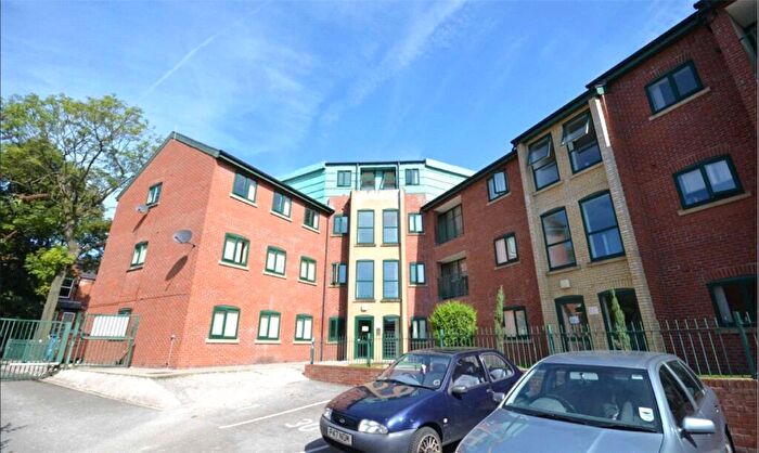 2 Bedroom Apartment To Rent In Plymouth Point, Longsight, Manchester, M13