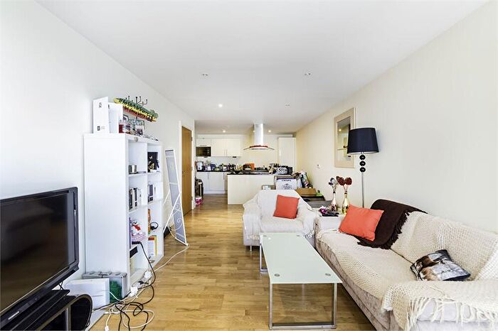 1 Bedroom Flat To Rent In Lanterns Way, London, E14