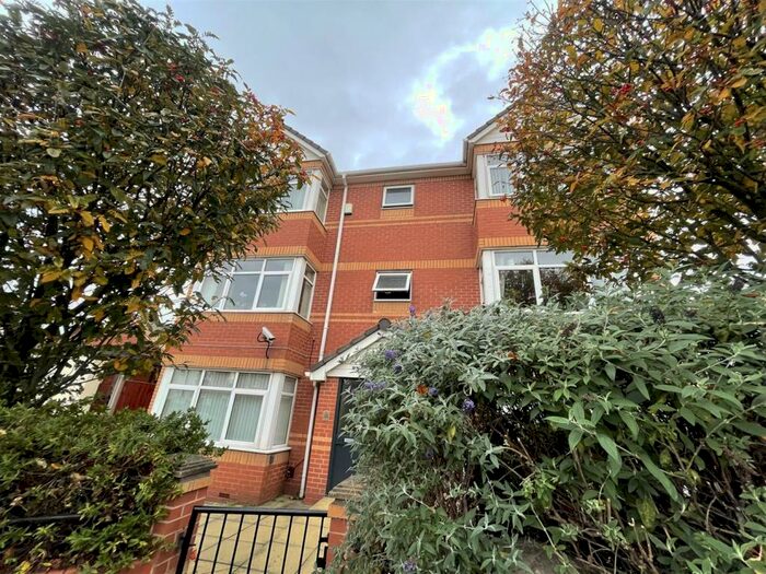 2 Bedroom Apartment To Rent In Holden Road, Waterloo, Liverpool, L22