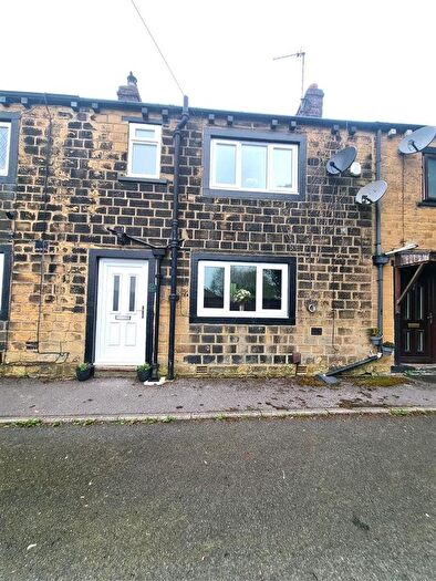 2 Bedroom Terraced House To Rent In Crimbles Road, Pudsey, LS28