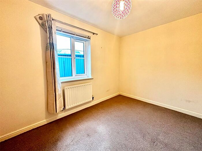 2 Bedroom Apartment To Rent In Ashton, Hedgers Close, BS3