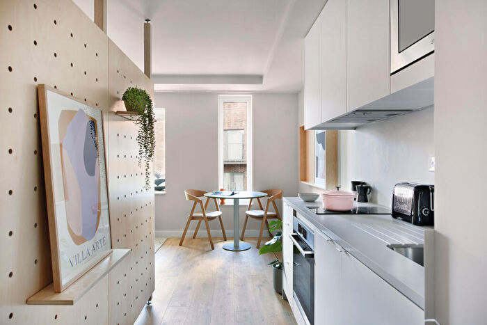 Studio To Rent In The Guild, Walnut Tree Close, Guildford, Surrey, GU1