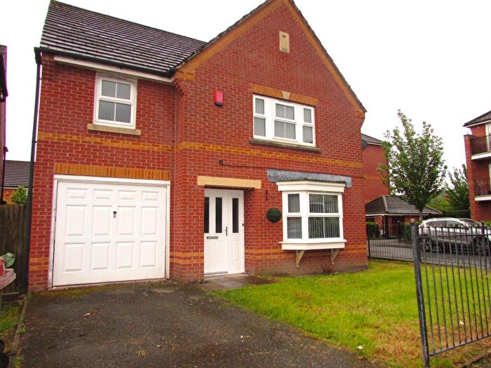 4 Bedroom Detached House To Rent In Oakcliffe Road, Manchester, M23