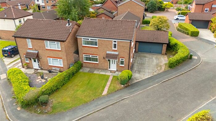 4 Bedroom Detached House For Sale In Gairloch Close, Fearnhead, Warrington, Cheshire, WA2