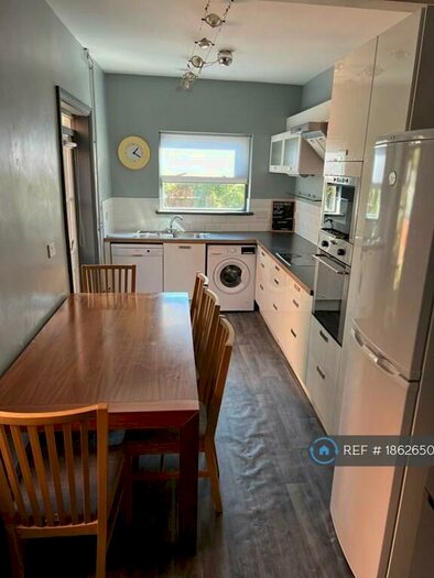 5 Bedroom Terraced House To Rent In Clarendon Park Road, Leicester, LE2