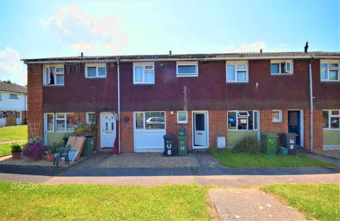 5 Bedroom Property To Rent In Clover Road, Guildford, GU2