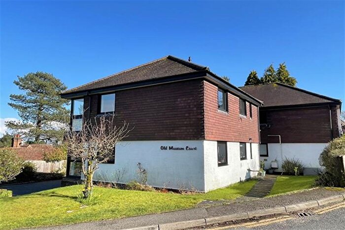 2 Bedroom Flat To Rent In Flat Old Museum Court, Museum Hill, Haslemere, Surrey, GU27