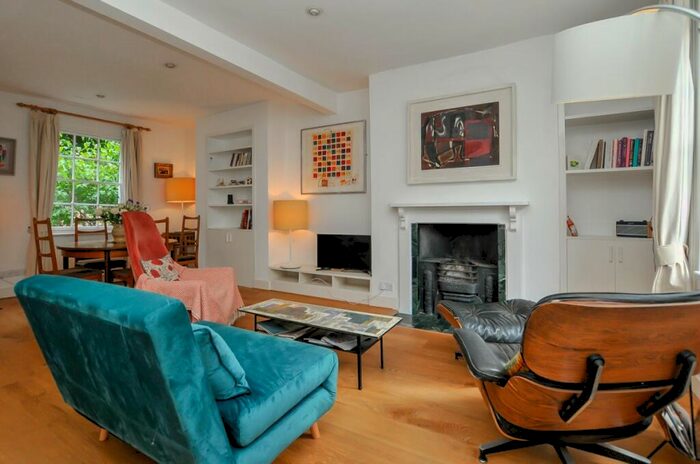 2 Bedroom Flat To Rent In Halton Road, Islington, N1