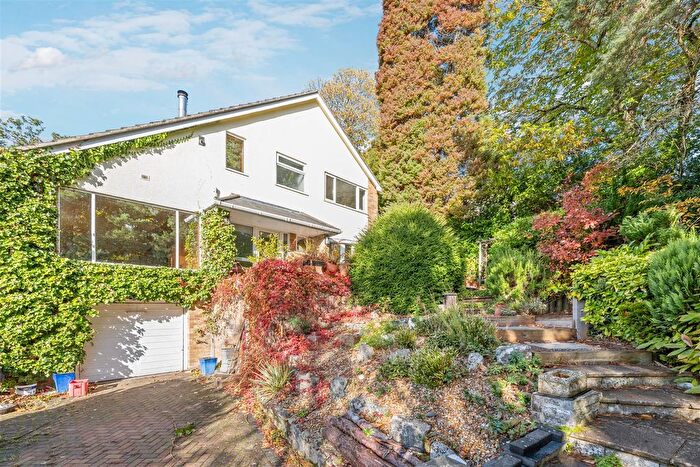 4 Bedroom Detached House For Sale In Roman Road, Broadstone, BH18