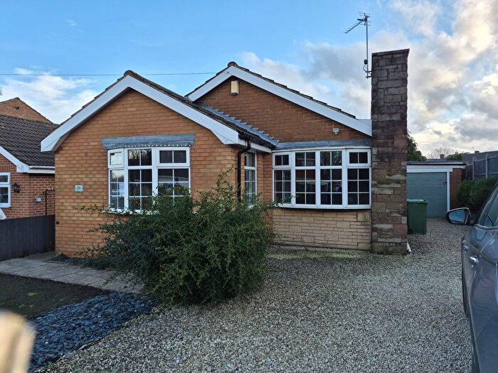 3 Bedroom Semi Detached House For Sale In Birchwood Lane, Somercotes, Alfreton, DE55