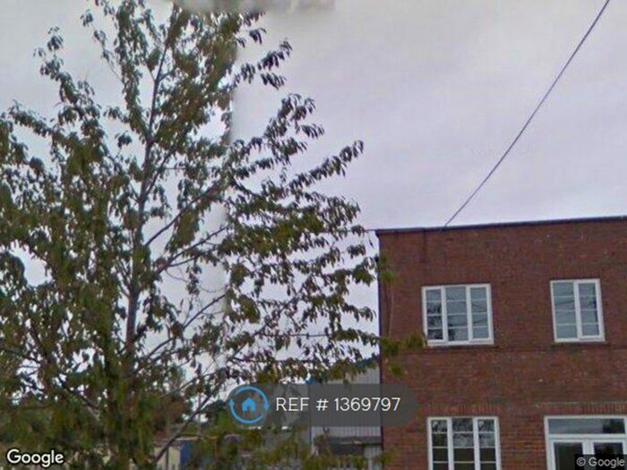 1 Bedroom Flat To Rent In Kings Stag, Sturminster Newton, DT10