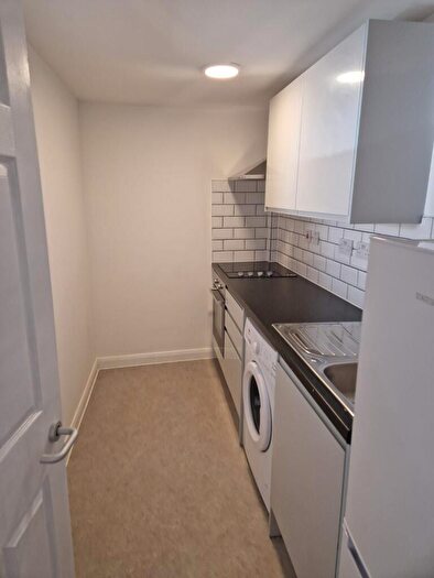 1 Bedroom Flat To Rent In Flat, - Park Street, Luton, LU1