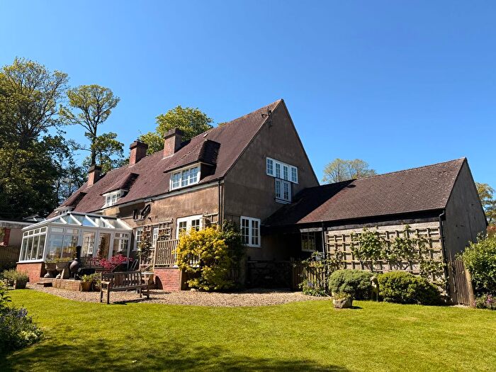 4 Bedroom Semi Detached House For Sale In Parsonage Lane, Winford, Bristol, BS40