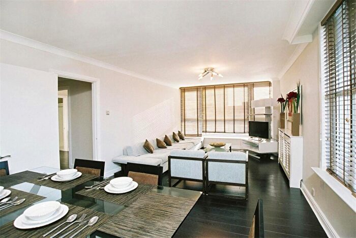 3 Bedroom Apartment To Rent In St. Johns Wood Park, St. Johns Wood, London, NW8