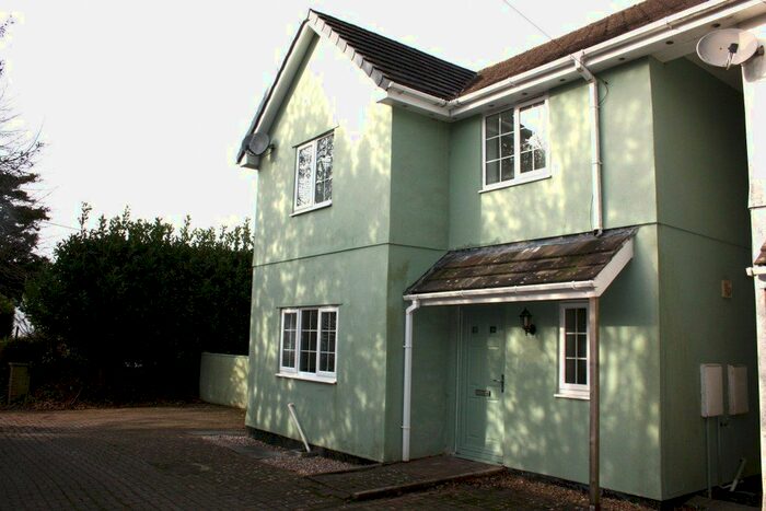4 Bedroom Detached House To Rent In The Yews, Plymouth, PL6