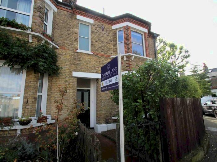 3 Bedroom Property To Rent In Lebanon Gardens, London, SW18