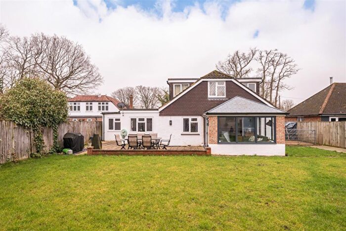 4 Bedroom Detached House For Sale In Vines Lane, Hildenborough, TN11