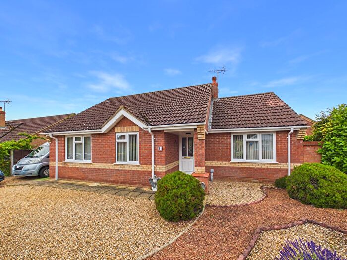 3 Bedroom Detached Bungalow For Sale In Greenwich Close, Downham Market, PE38