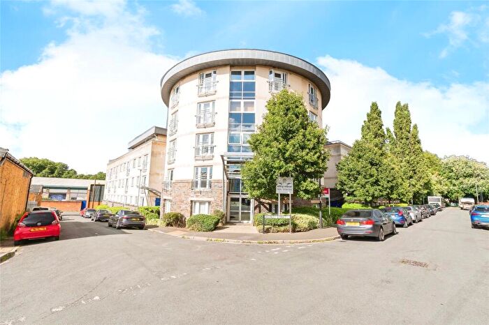 3 Bedroom Flat For Sale In City View Apartments, Chancery Street, Bristol, BS5