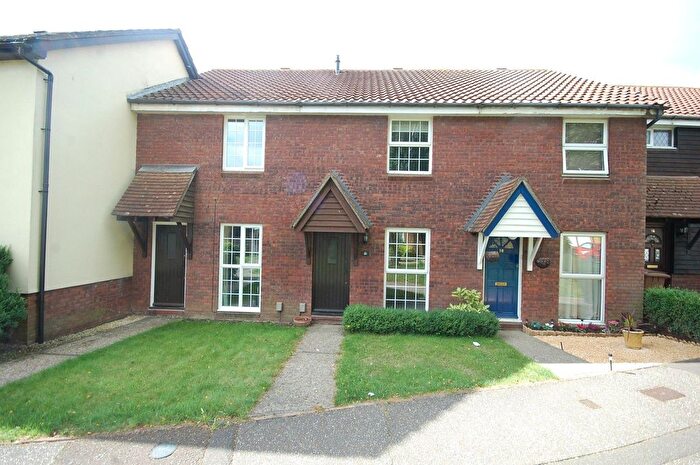 2 Bedroom Terraced House To Rent In Aldridge Close, Chelmsford, CM2