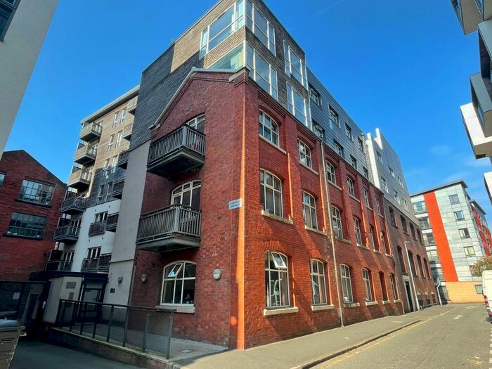 1 Bedroom Flat To Rent In Strong, Manchester, M4