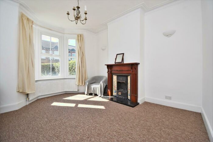 3 Bedroom Terraced House To Rent In Brookdale Road London, SE6