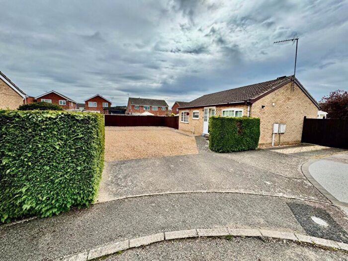 2 Bedroom Detached House For Sale In Ellison Close, Raunds, Wellingborough, NN9